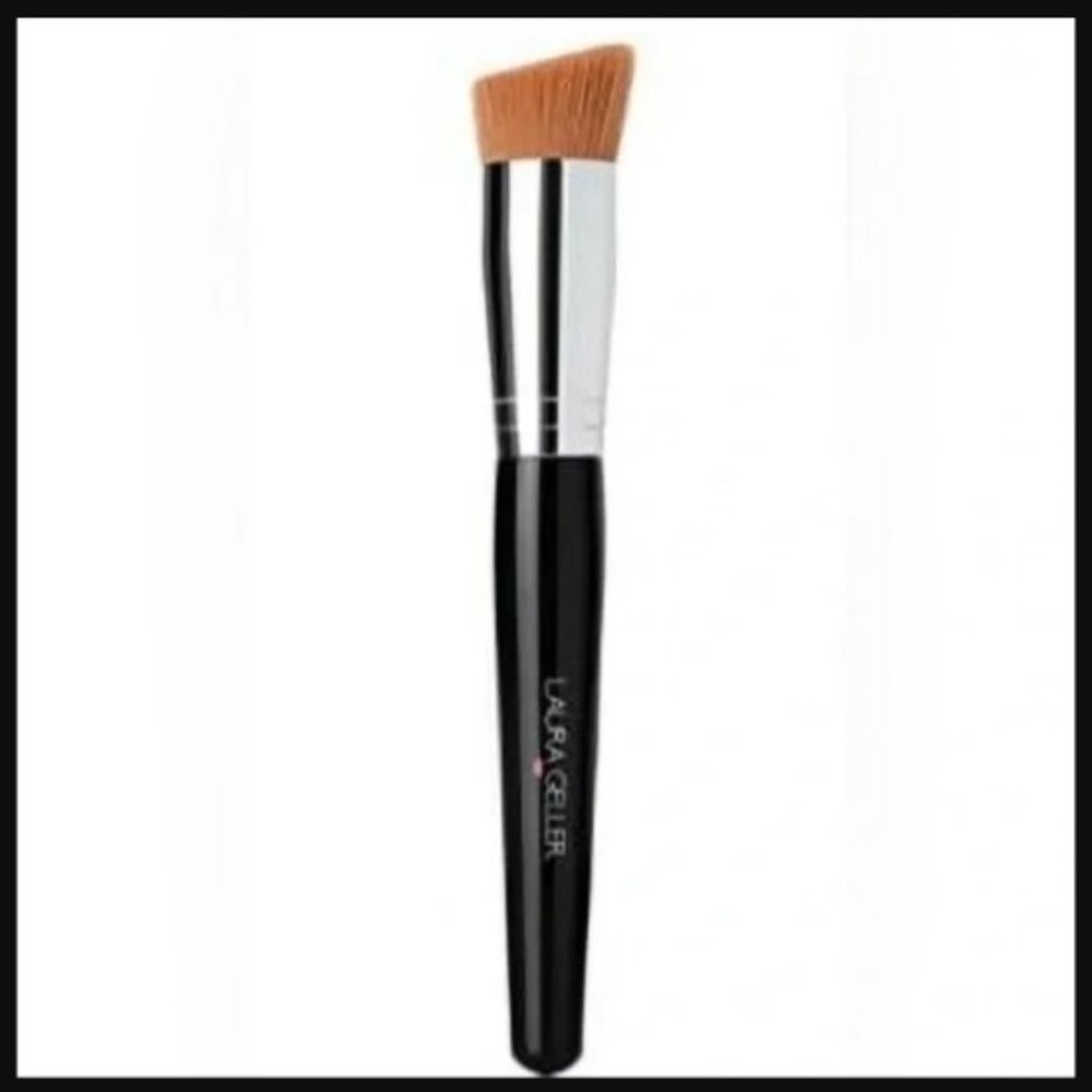 Laura Geller angled liquid foundation brush New No Box